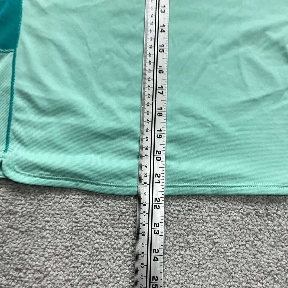 The North Face Flash Dry Active Top Womens Medium Green Short Sleeve V-Neck Top - Picture 9 of 14